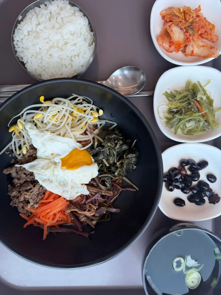 bibimbap coreano acompanhamentos | Comidas Asiáticas