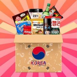 Caixa com Comidas Coreanas Sortidas