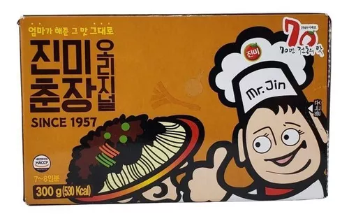 Pasta de Soja Preta Coreana JJajang Dish | Comidas Asiáticas