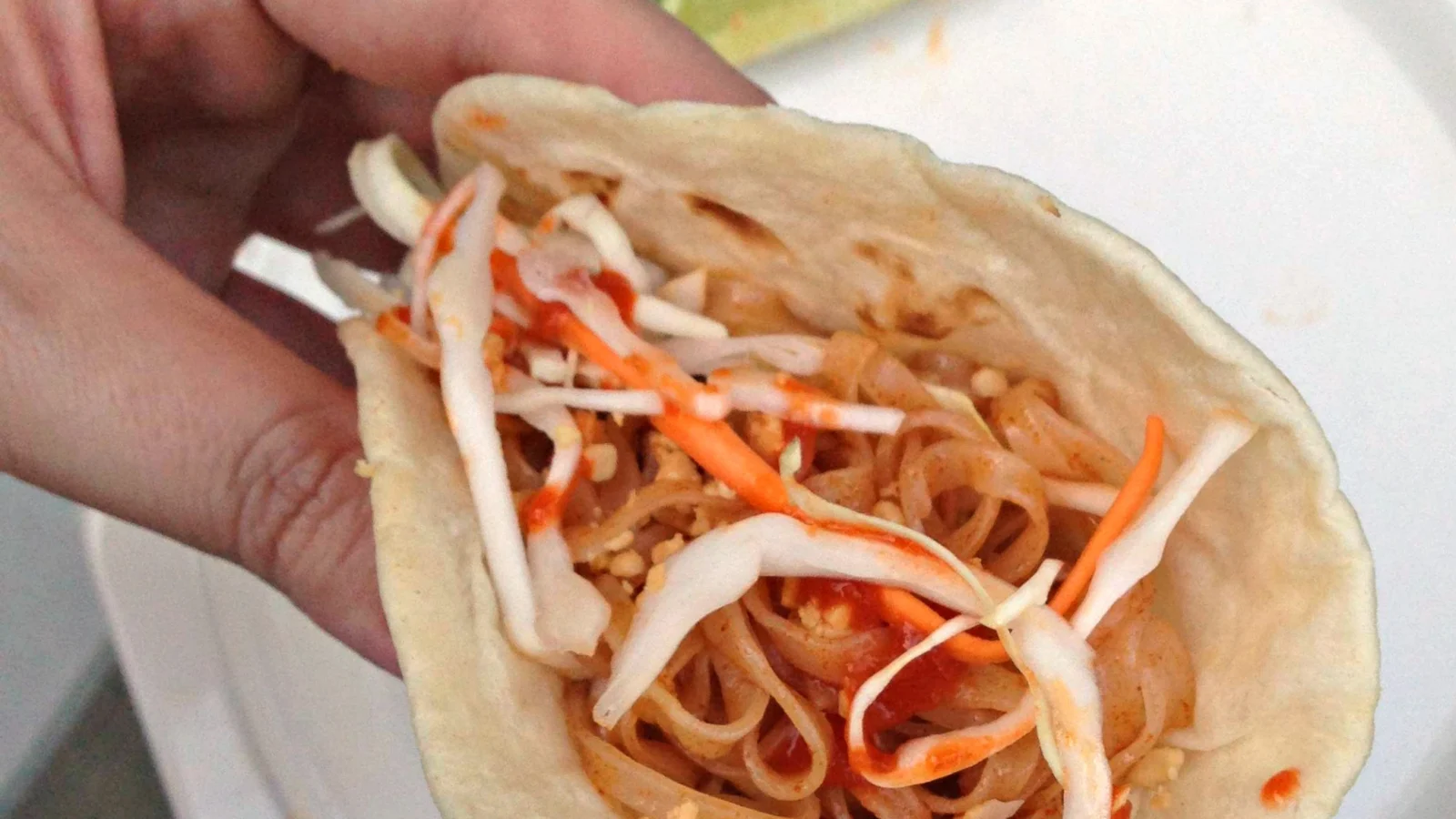 Pad Thai vegetariano com noodles de arroz