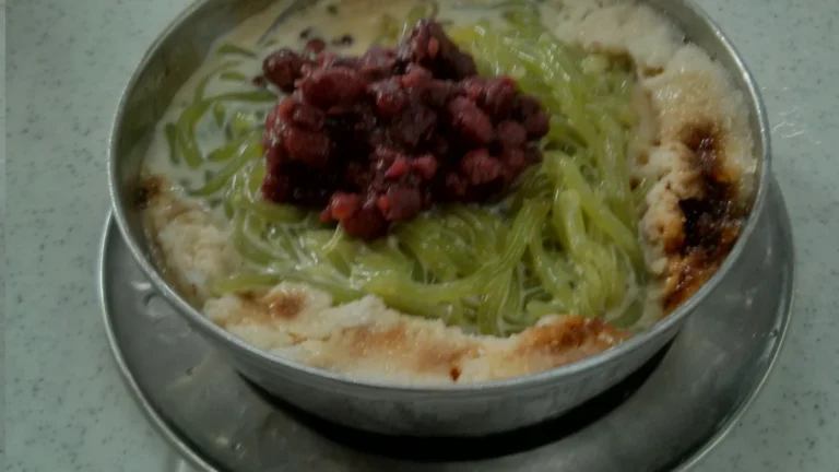 Cendol: O Que é e Como Fazer a Sobremesa Gelada do Sudeste Asiático