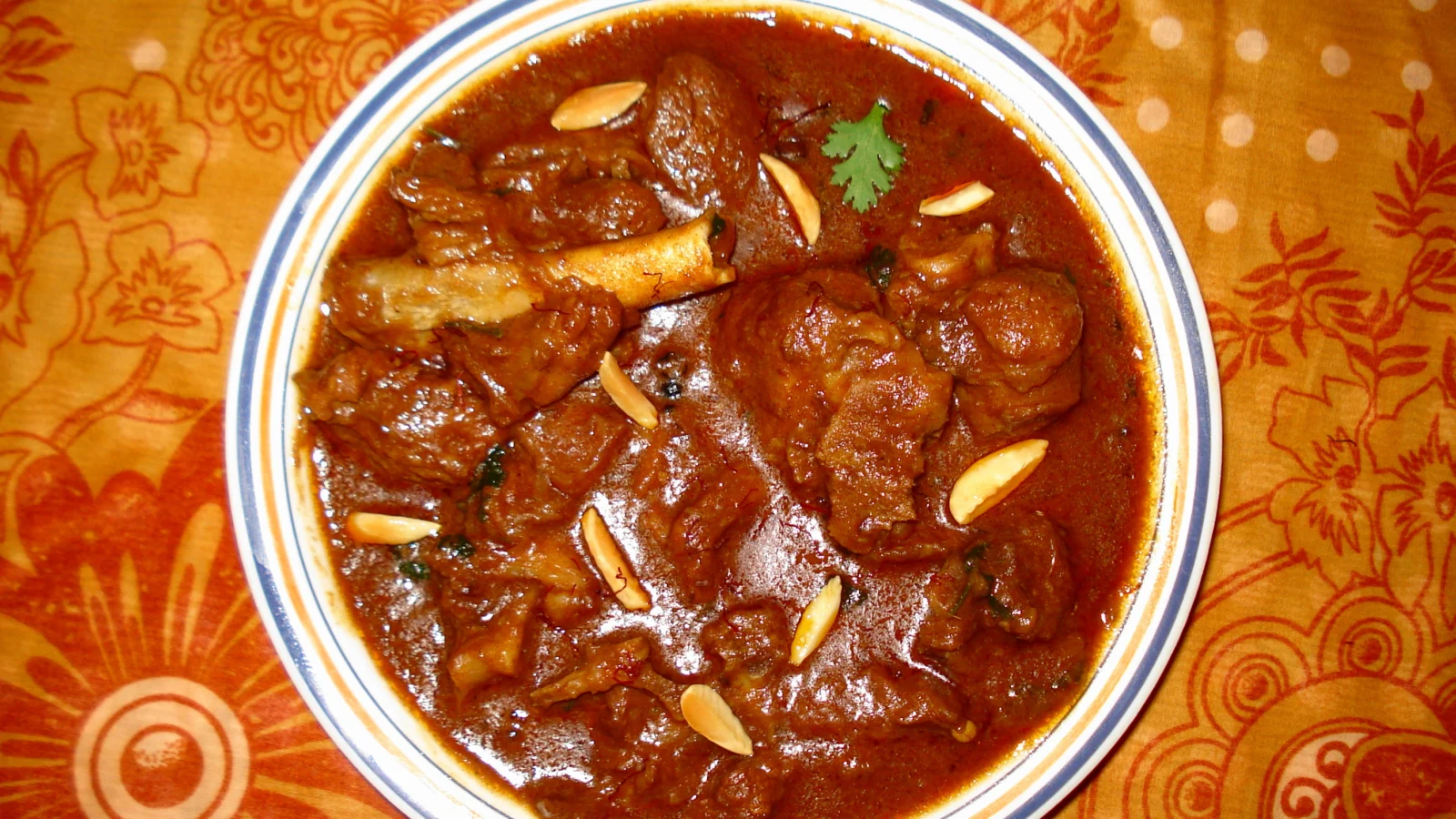Rogan Josh: Receita do Curry de Cordeiro da Caxemira