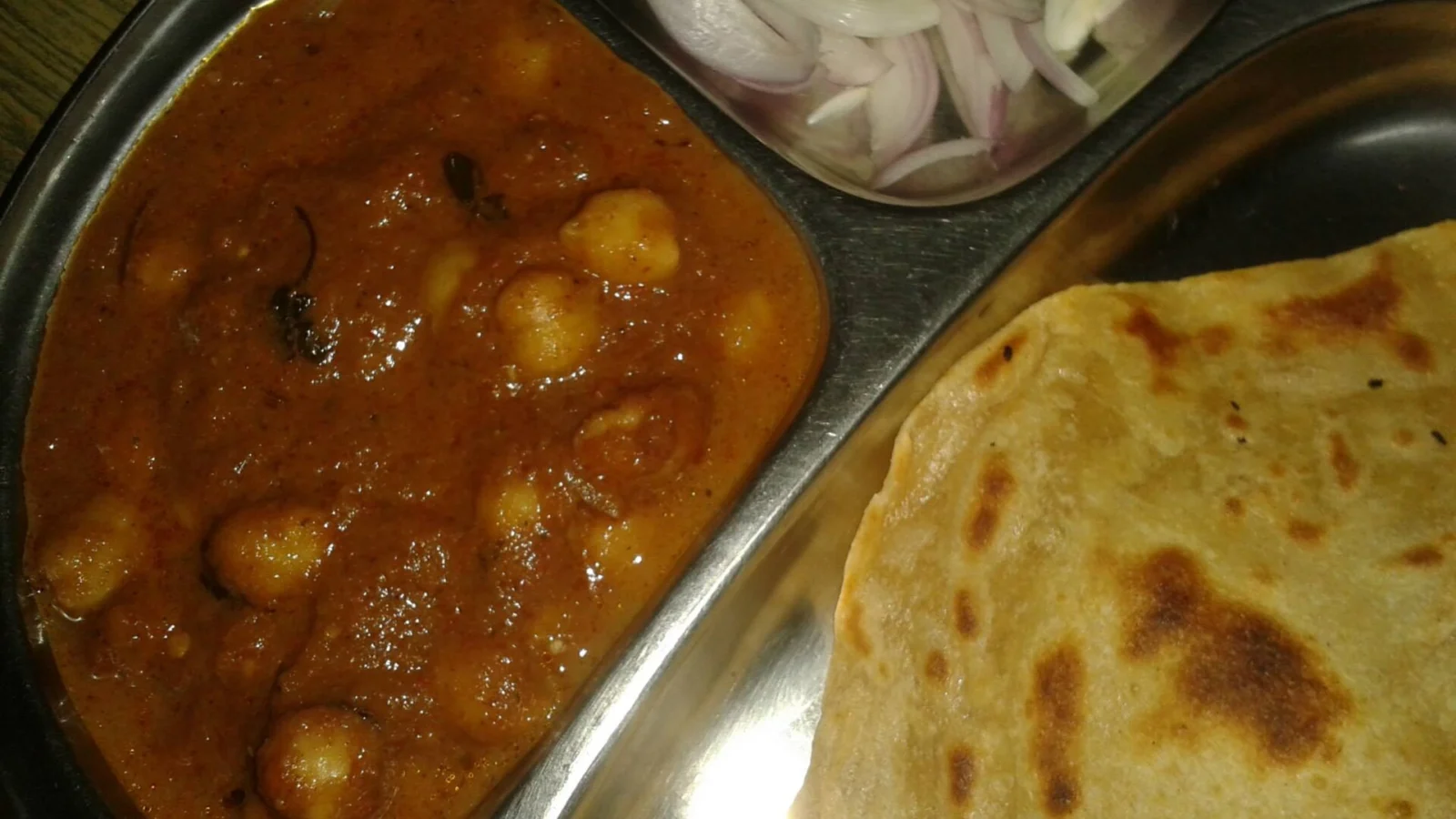 Chana Masala: Receita Indiana de Grão-de-Bico com Especiarias